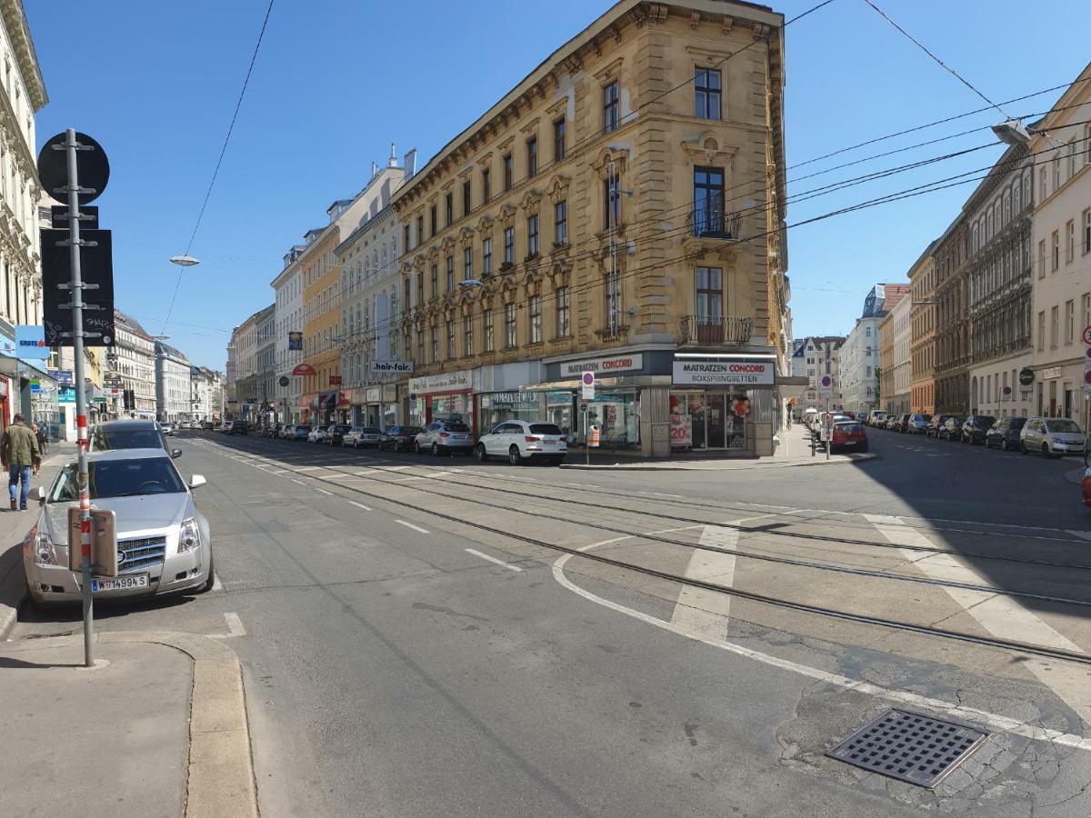 Sonniges Studio Heinzelmanngasse Viena Exterior foto