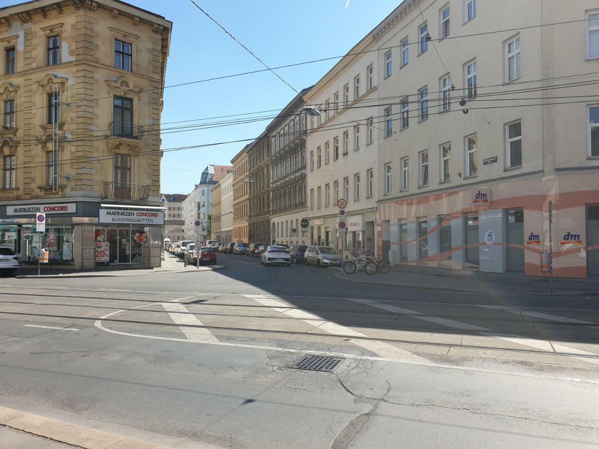 Sonniges Studio Heinzelmanngasse Viena Exterior foto